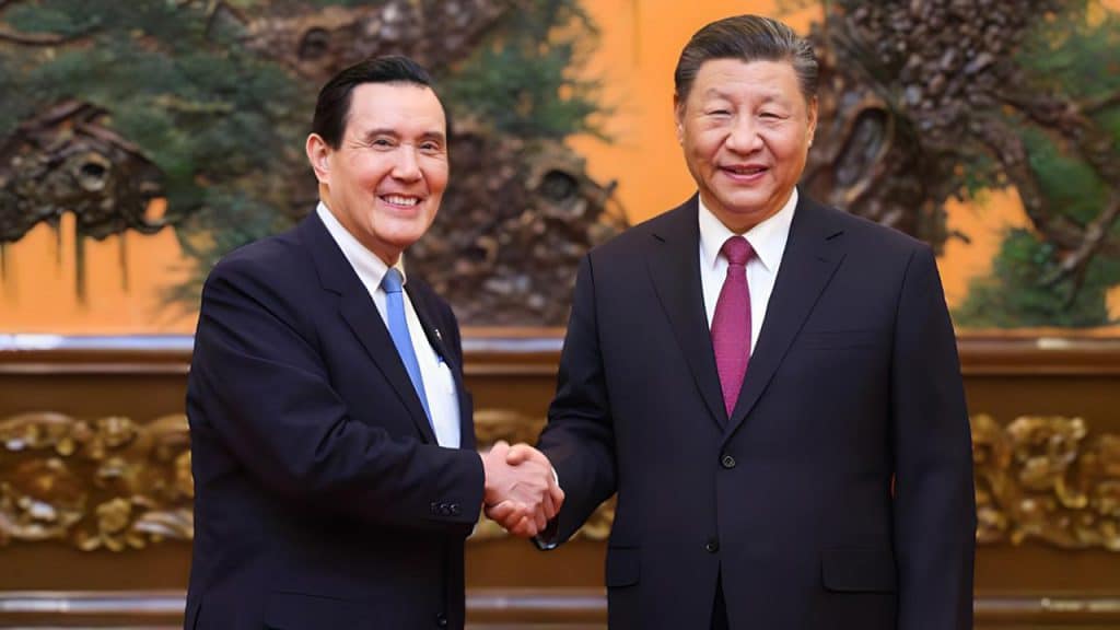 La primera vez que Xi y Ma se reunieron fue en 2015 en Singapur, donde abordaron temas políticos relacionados a China y al estrecho de Taiwán