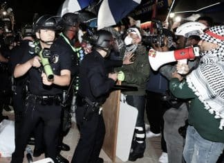 Continúan los arrestos y tensiones en manifestaciones universitarias pro Palestina en EEUU