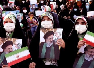 Declaran 5 días de luto por la muerte del presidente de Irán y sus acompañantes El líder supremo de Irán, el Ayatolá Alí Jameneí declaró 5 días de luto.