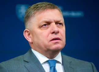 Disparan en contra del primer ministro de Eslovaquia Robert Fico, primer ministro de Eslovaquia, se encontraba en un pueblo cerca de la capital, cuando fue agredido a tiros.