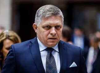 EEUU pretende minimizar terrorismo político en Europa, en investigación del atentado a Fico Intromisión de EEUU en investigación del intento de asesinato del primer ministro de Eslovaquia, trataría de restar importancia al terrorismo en Europa.