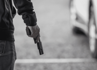 Gobierno de Argentina promueve ley que facilita el acceso a armas El proyecto de ley impulsado por Milei, busca eliminar procedimientos y costos en torno a la portación de armas en Argentina.