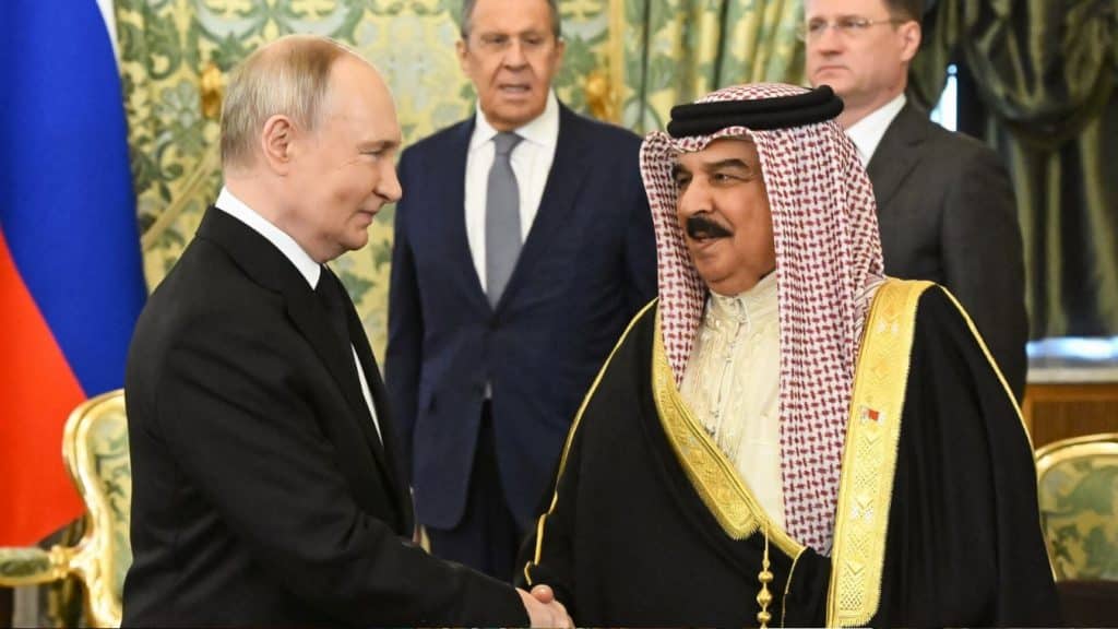 Putin subrayó ante el rey de Baréin, las buenas relaciones de cooperación entre esa nación y Rusia.