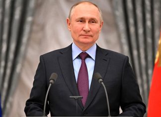 Rusia dispuesta a negociar, pero con un gobierno legítimo en Ucrania Ucrania carece de un gobierno legítimo, puesto que a su actual presidente ya se le venció su periodo.