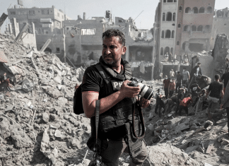 Unesco otorga premio internacional a periodistas en Palestina Unesco premia a periodistas palestinos por su cobertura en Gaza.