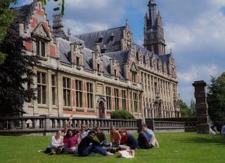 Bruselas cancela proyecto de inteligencia artificial con Israel Autoridades de la Universidad Libre de Bruselas, se comprometieron a continuar proyectos con colaboración proveniente de Palestina.