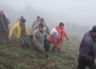 Imágenes del rescate del cuerpo del presidente Raisi Los cuerpos de los acompañantes del presidente Raisi, también fueron rescatados luego del trágico accidente que enluta a la nación persa.