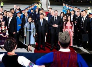 Xi Jinping se reúne con el presidente de Serbia durante su gira por Europa Durante su visita a Europa, el presidente de China se reunió con el mandatario de Serbia.