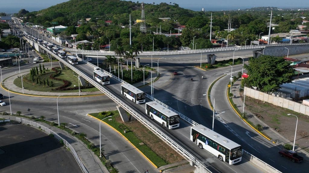El Gobierno de Nicaragua optimiza el Transporte Público, con la llegada de los nuevos buses chinos Yutong.