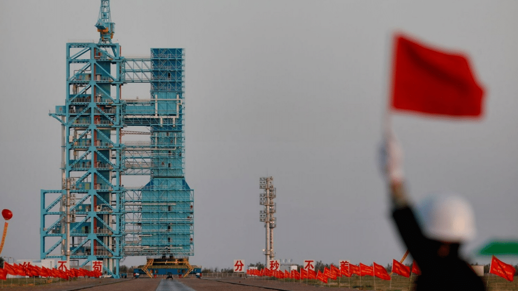 Gobierno chino cuestiona las pretensiones militares del Pentágono en el espacio.
