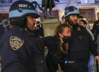 Policía irrumpe en la Universidad de Columbia y arresta a manifestantes propalestinos
