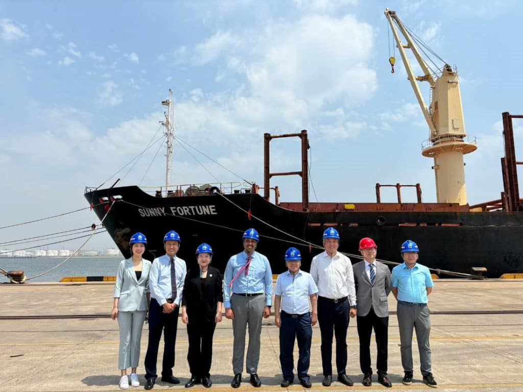 El viaje inaugural desde Tianjin, China al puerto de Corinto en Nicaragua transportó equipos para el Aeropuerto Internacional "Punta Huete".