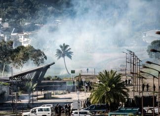 Disturbios en Nueva Caledonia por extradición de líderes independentistas a Francia Incidentes violentos en Nueva Caledonia tras traslado de activistas a Francia.