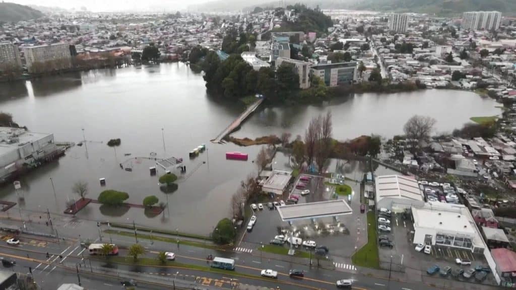 SENAPRED en Chile, aseguró que las intensas lluvias han provocado catastróficas inundaciones y 7, 260 personas aisladas.