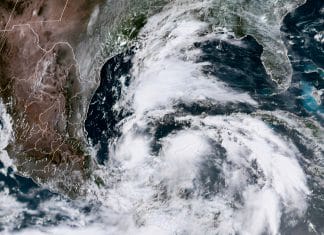 Pronostican formación de tormenta tropical Alberto en el Golfo de México Tormenta Alberto provocarán lluvias torrenciales en varios estados de México.