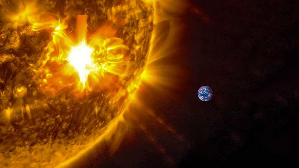 Tormenta geomagnética G4 generada por el sol.