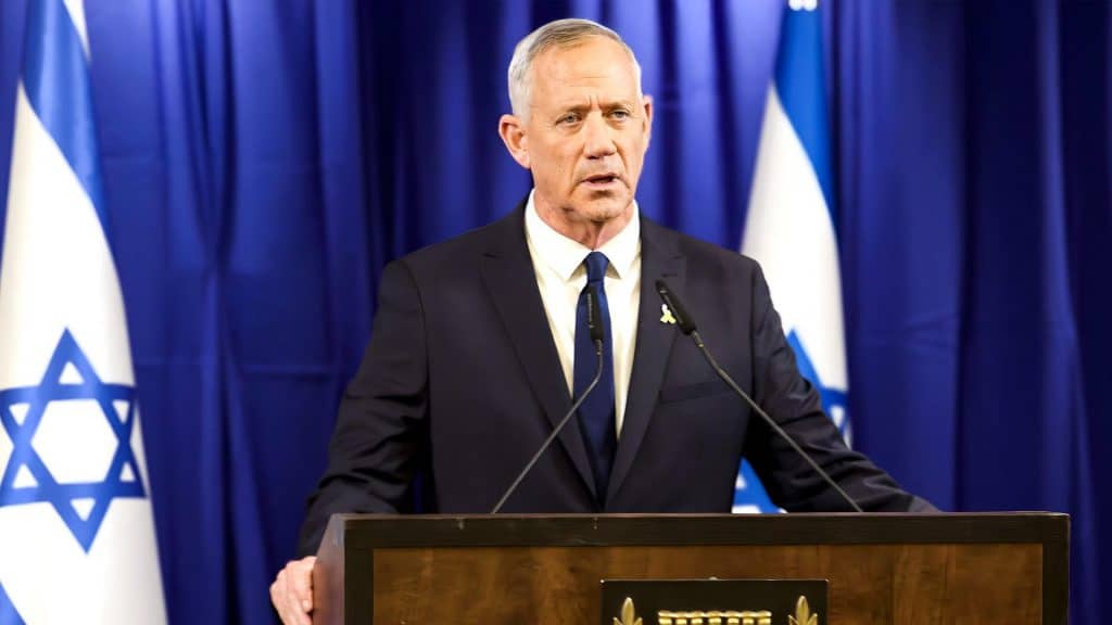 Gantz dimite del ejecutivo de Israel por diferencias con Netanyahu.