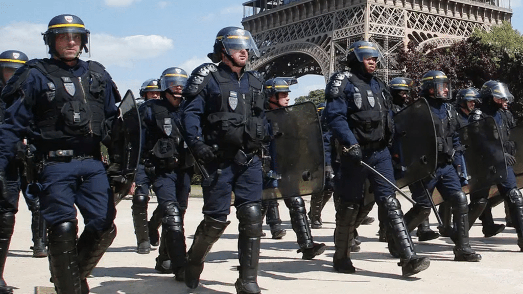 Ante violencia y “caos”, Francia despliega amplio contingente Policial, en la segunda vuelta de las Elecciones Parlamentarias