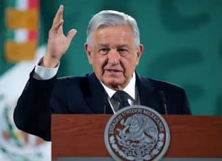 México no acepta recetas económicas del extranjero, advierte AMLO AMLO no acepta recetas económicas del extranjero para México.