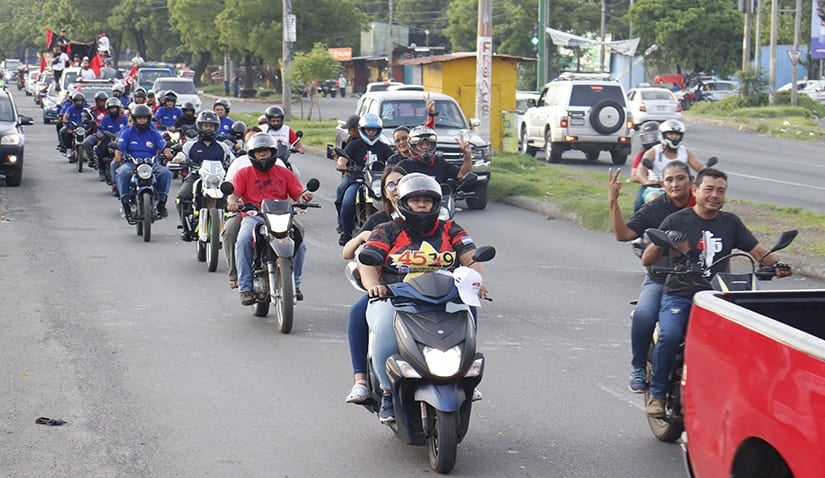 En Nicaragua, ciudadanos e instituciones realizaron una caravana que recorrió distintos barrios de Managua para conmemorar el 45º aniversario del triunfo de la Revolución Popular Sandinista.