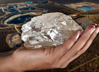 Encuentran el segundo diamante más grande en cien años La empresa Lucara Diamond, informó sobre el descubrimiento del segundo diamante más grande encontrado en cien años.