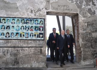 Putin rinde homenaje a víctimas del ataque terrorista en la escuela de Beslán Putin visitó “La ciudad los ángeles”, donde se encuentran enterradas la mayoría de víctimas del ataque terrorista de Beslán.