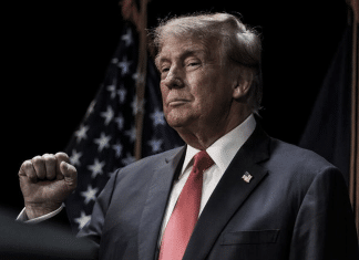 Trump: Las amenazas estúpidas de Biden causarían la III Guerra Mundial Trump acusa a Biden de llevar al mundo al borde de una Tercera Guerra Mundial.