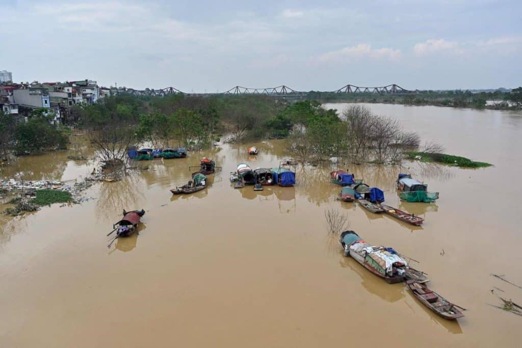 El tifón Yagi dejó más de 1,900 heridos, dañó más de 168,000 viviendas e inundó 183,000 hectáreas de arrozales.