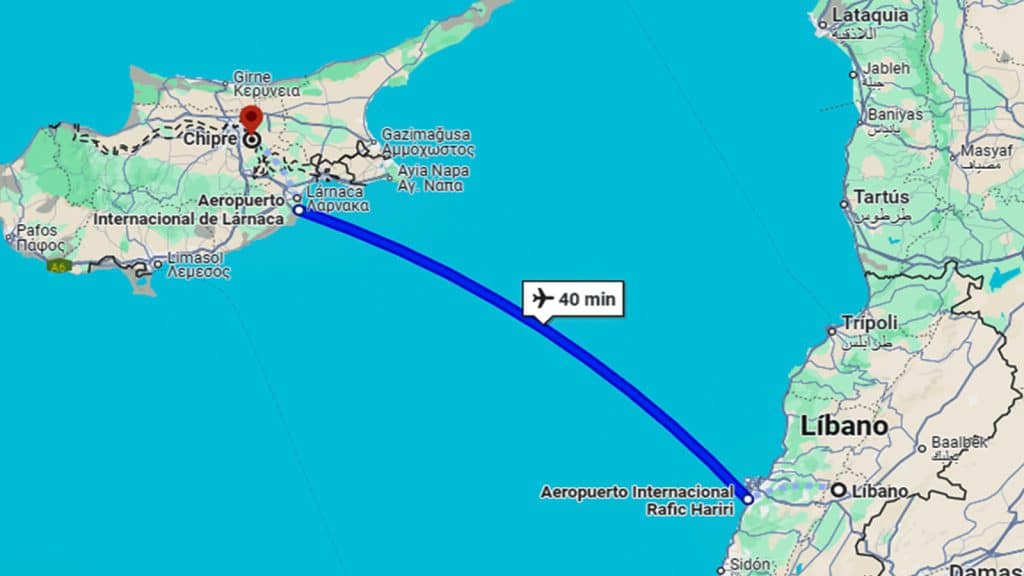 De acuerdo a CNN, «decenas de soldados estadounidenses fueron desplegados en Chipre», a menos de 300 km del Líbano.