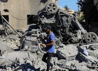 Israel lanza ataque contra líder de Hezbolá, en Líbano Como resultado del ataque israelí, dos personas fueron asesinadas, más de 70 resultaron heridas y varios edificios quedaron en escombros en distintas localidades de Beirut, la capital del Líbano.