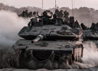 Israel lleva a cabo invasión terrestre en Líbano EEUU confirma la ejecución de una invasión terrestre contra Líbano por parte del ejército de Israel.