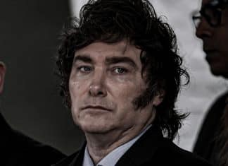 Justicia venezolana emite orden de captura contra Javier Milei por robo de avión Justicia de Venezuela ordena captura de Javier Milei por robo de avión venezolano en 2022.