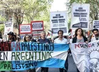 Multitudinaria marcha en Argentina exige fin de agresión en Gaza Acciones militares del Ejército de Israel en la Franja de Gaza, asesina a más de 40 mil 900 civiles.