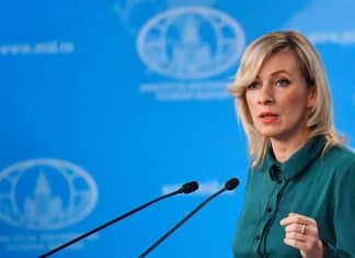 Rusia: Estados Unidos persigue a la gente que no piensa como ellos Rusia critica a EEUU por perseguir a individuos por opiniones y creencias políticas.