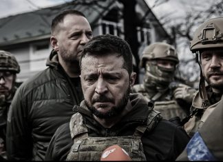 Rusia está dispuesta a negociar con Ucrania, garantizando su propia seguridad El Portavoz del Kremlin, Dimitri Peskov, aseguró que intentar obligar a Rusia a la paz, sería un “error absolutamente fatal”.