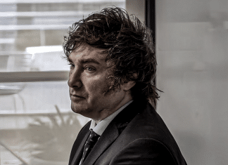 Venezuela espera arrestar a Javier Milei por robo de avión Venezuela denuncia que, Argentina incautó un avión de su aerolínea estatal, lo que constituye un delito contra el Estado.