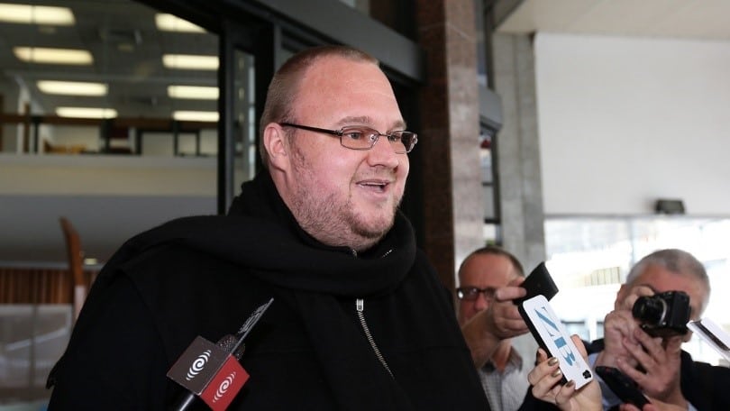 Kim Dotcom, creador de Mega y Megaupload, pronosticó que el dólar está a punto de perder su predominio, lo que podría provocar un colapso económico y severa hiperinflación en Estados Unidos.