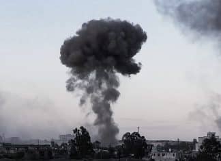 EEUU ordena ejecutar ataques aéreos contra Yemen Los ataques aéreos sobre Yemen alcanzaron instalaciones subterráneas.