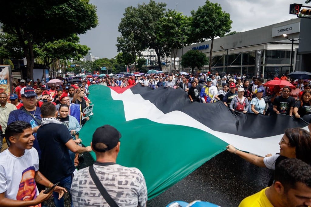 Miles en Venezuela marchan en apoyo a Palestina y Líbano, condenando el genocidio israelí.