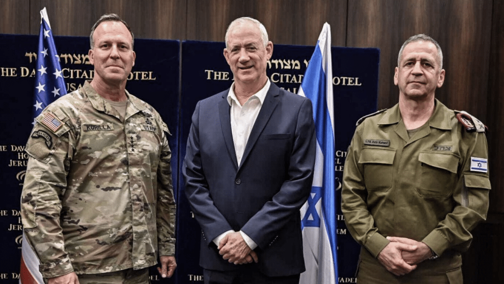 El jefe de Mando Central de las Fuerzas Armadas de EEUU llega a Israel.