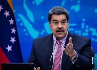 Maduro: Netanyahu es “un monstruo creado por la Unión Europea y Estados Unidos” Presidente de Venezuela, Nicolás Maduro, acusó al primer ministro israelí, Benjamín Netanyahu, de "monstruo" y denunció genocidio en Palestina.