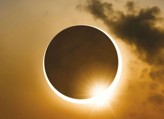 Misión espacial europea recreará eclipse solar con el uso de satélites La Agencia Espacial Europea (ESA) utilizará satélites de Alta velocidad para investigar la corona solar.