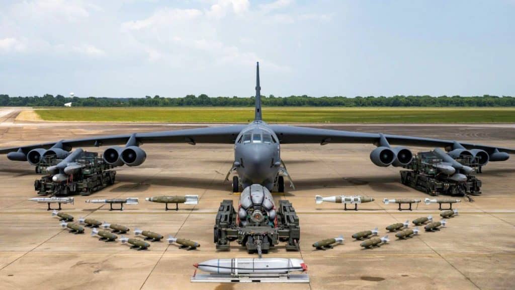 Traslado de aviones “bombarderos B-52”, representan la alianza de Estados Unidos con Israel y la complicidad de sus agresiones.