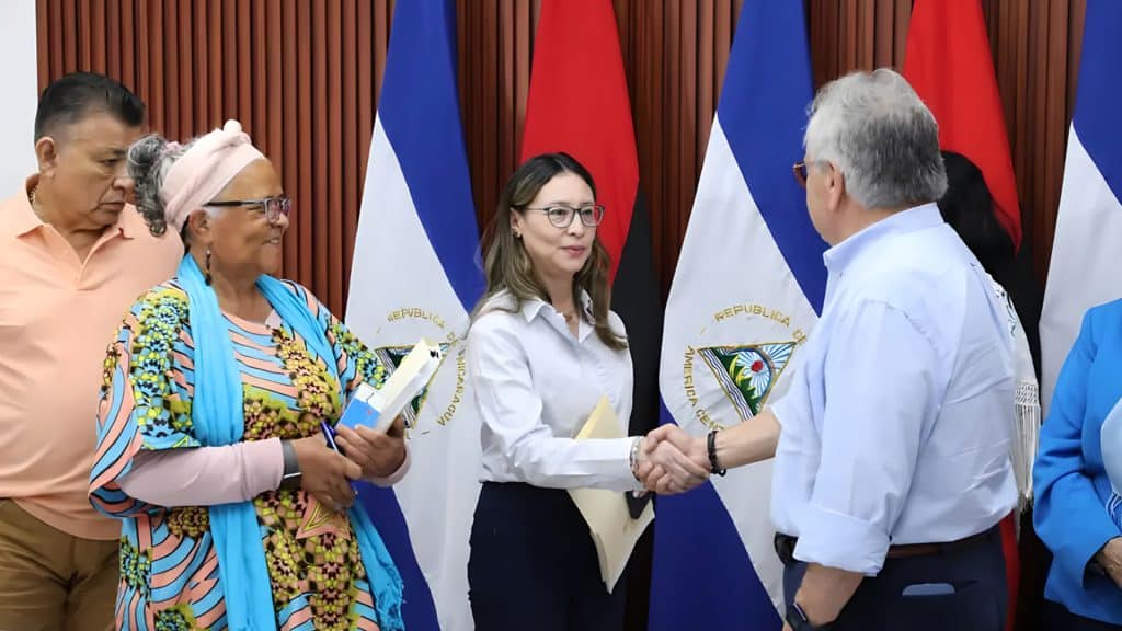 Reformas a la Constitución Política de Nicaragua contempla la lucha contra la pobreza, fortalecimiento de la democracia y asegura los derechos fundamentales de sus ciudadanos.