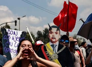 Protestas en Ecuador contra el gobierno de Daniel Noboa Protestas en Ecuador contra las políticas y la corrupción del gobierno.