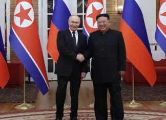 Rusia y Corea del Norte consolidan su cooperación estratégica Choe Son-hui, ministra de Exteriores de Corea se reunió en Rusia con su homólogo Serguéi Lavrov, ante la implementación del Tratado de Asociación Estratégica Integral.