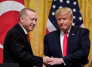 Turquía sugiere a Trump iniciar su administración eliminando el apoyo a Israel Según Turquía, la nueva administración de Donald Trump debería iniciar su gobierno con la suspensión de la asistencia militar a Israel.