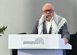 Venezuela celebra Foro Parlamentario Mundial Antifascista Venezuela condena la muerte de millones de personas a causa del fascismo.