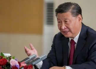 Xi Jinping: La IA debe beneficiar a todos, no solo a los países ricos China subraya que la IA debe ser beneficiosa para todos los países y no sólo para los sectores privilegiados.