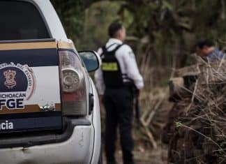 Atentado con explosivo deja 2 muertos y varios heridos en México El atentado fue lanzado contra miembros del Ejército de México que patrullaban la zona limítrofe entre Michoacán y Jalisco.